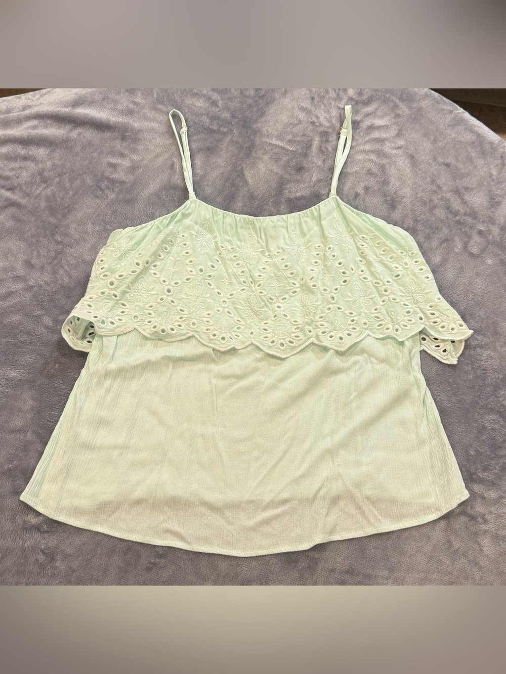 Daytrip Women’s Scalloped Eyelet Camisole - Mint - Size Medium